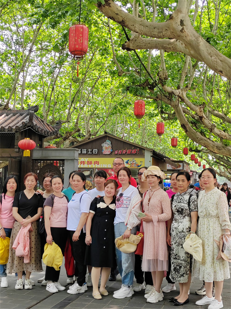 员工福利�?hy3380cc海洋之神公�?022年度优良员工“乐游天府，魅力四川”之旅圆满收�?23.jpg