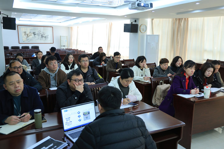 hy3380cc海洋之神公??024年第六次营销工作总相互换暨培训会圆满进行02.jpg