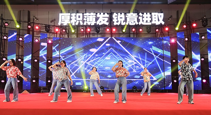 厚积薄发，锐意进取——hy3380cc海洋之神2025第一季度营销会议??024年度赞美大会圆满进行-14.jpg