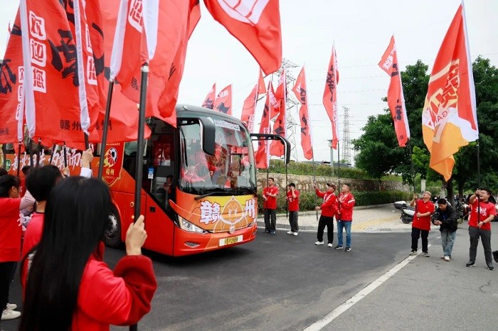“赣”赢开幕战，，打响第一枪——hy3380cc海洋之神食品护航2026赣超铜仁队出征典礼 05.jpg